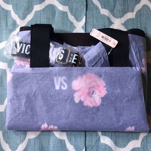 Victoria’s Secret travel bag